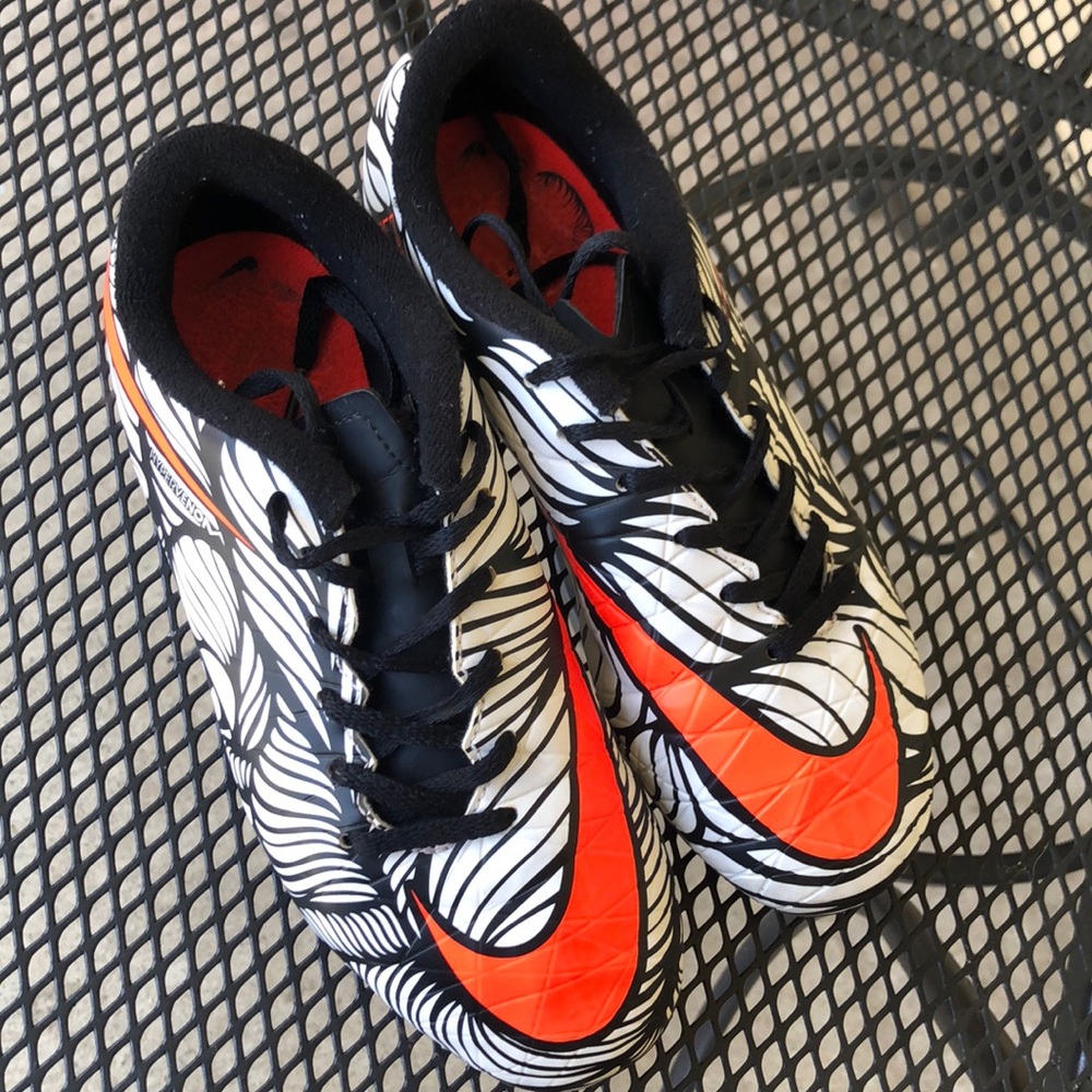 Nike Hypervenoms soccer cleats
